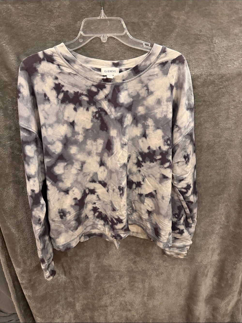 Evereve Cloud Tie-Dye Crewneck Sweatshirt - Gray & White
